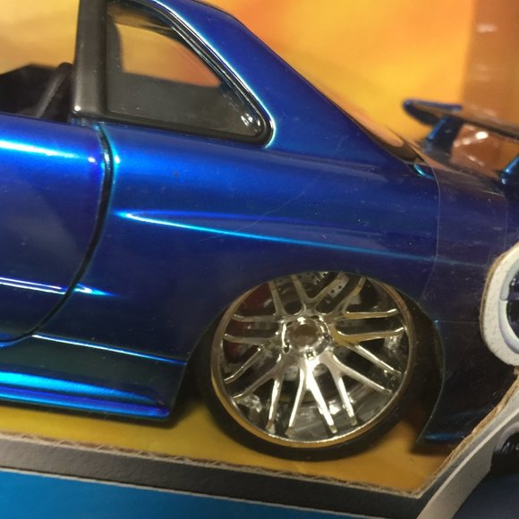 Fast & Furious Brian's Nissan Skyline GT-R (R34) - Picture 10 of 13